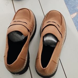 Classic Tan Women's Loafers
